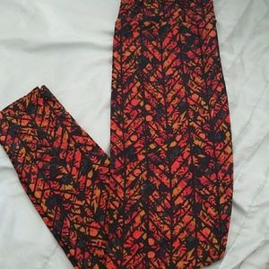 OS Lularoe leggings